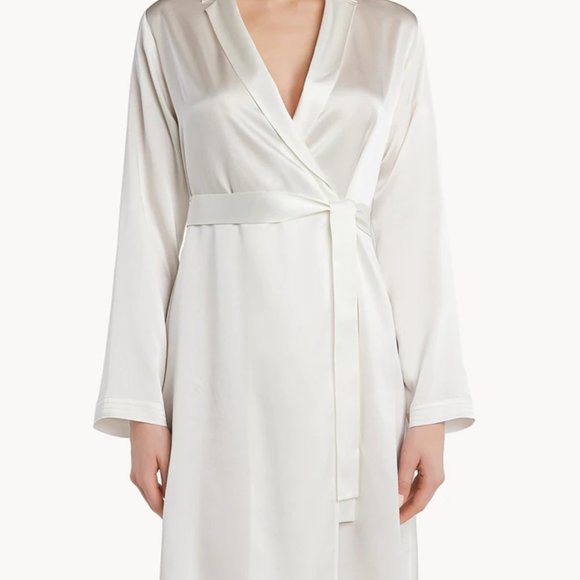 LA PERLA Other - LA PERLA Silk Short Robe, White, Sz S, New w/ Tags